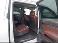 2015 Chevrolet Suburban 1500 — photo 8 of 18 | VIN 1GNSCKKC4FR731173