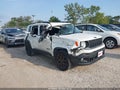 2017 Jeep Renegade — photo 1 of 16 | VIN ZACCJBBB8HPG45442