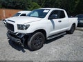 2009 Toyota Tundra — photo 2 of 17 | VIN 5TFBV54129X092713