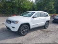 2018 Jeep Grand Cherokee — photo 2 of 17 | VIN 1C4RJFBG3JC367962