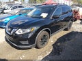 2017 Nissan Rogue — photo 2 of 16 | VIN 5N1AT2MV5HC823851