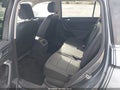 2019 Volkswagen Tiguan — photo 8 of 17 | VIN 3VV2B7AX5KM160156