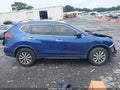 2018 Nissan Rogue — photo 13 of 16 | VIN JN8AT2MV6JW351155