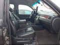 2008 Chevrolet Suburban 1500 — photo 5 of 12 | VIN 1GNFC16058R218898