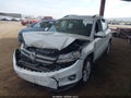 2017 Volkswagen Tiguan — photo 2 of 16 | VIN WVGBV7AX9HK049983