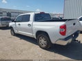 2017 Toyota Tundra — photo 3 of 16 | VIN 5TFDW5F10HX637907