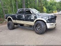 2016 Ram 2500 — photo 1 of 16 | VIN 3C6UR5GL9GG337235