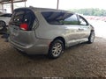 2020 Chrysler Pacifica — photo 4 of 17 | VIN 2C4RC1FG3LR171909