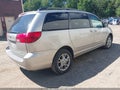 2005 Toyota Sienna — photo 4 of 12 | VIN 5TDBA23C65S030003