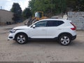 2020 Volvo XC40 — photo 15 of 17 | VIN YV4162UK6L2253727