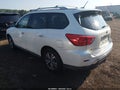 2017 Nissan Pathfinder — photo 3 of 16 | VIN 5N1DR2MNXHC620773