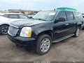 2007 GMC Yukon XL — photo 2 of 16 | VIN 1GKFK66847J171508