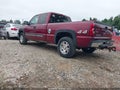 2004 Chevrolet Silverado 1500 — photo 3 of 14 | VIN 2GCEK19V741125544