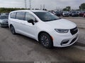 2024 Chrysler Pacifica — photo 1 of 11 | VIN 2C4RC1S78RR121831