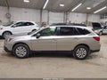 2017 Subaru Outback — photo 14 of 18 | VIN 4S4BSAFC4H3295183