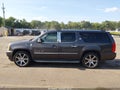 2011 Cadillac Escalade ESV — photo 14 of 16 | VIN 1GYS4HEF2BR254066