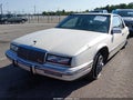 1989 Buick Riviera — photo 2 of 11 | VIN 1G4EZ11C6KU400288