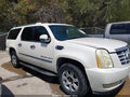 2007 Cadillac Escalade ESV — photo 13 of 16 | VIN 1GYFK66887R216053