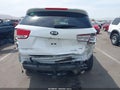 2016 Kia Sorento — photo 6 of 17 | VIN 5XYPG4A36GG002480