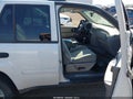 2006 Chevrolet Trailblazer — photo 5 of 13 | VIN 1GNDT13S062144387