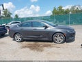 2016 Chrysler 200 — photo 13 of 16 | VIN 1C3CCCAB0GN176604