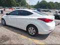 2016 Hyundai Elantra — photo 3 of 16 | VIN 5NPDH4AE0GH758090