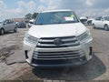 2019 Toyota Highlander — photo 12 of 16 | VIN 5TDZZRFH1KS360103