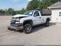 2004 Chevrolet Silverado 2500 — photo 2 of 19 | VIN 1GCHK24U24E350468