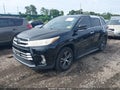 2019 Toyota Highlander — photo 2 of 12 | VIN 5TDBZRFHXKS942718