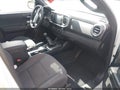 2018 Toyota Tacoma — photo 5 of 17 | VIN 5TFCZ5AN8JX139134
