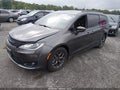 2018 Chrysler Pacifica — photo 2 of 17 | VIN 2C4RC1BG8JR227541