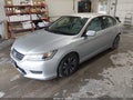 2013 Honda Accord — photo 2 of 16 | VIN 1HGCR2F39DA170911