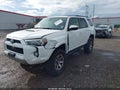 2020 Toyota 4Runner — photo 2 of 17 | VIN JTEBU5JR7L5781402
