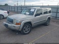 2008 Jeep Commander — photo 2 of 17 | VIN 1J8HH48K78C132023
