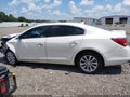 2014 Buick LaCrosse — photo 15 of 17 | VIN 1G4GB5GR4EF256121
