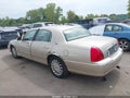 2005 Lincoln Town Car — photo 3 of 16 | VIN 1LNHM82W75Y654926