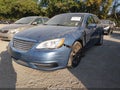 2011 Chrysler 200 — photo 2 of 11 | VIN 1C3BC1FG0BN553106