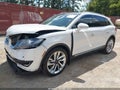 2018 Lincoln MKX — photo 2 of 17 | VIN 2LMPJ6LR2JBL17657