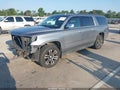 2019 Chevrolet Suburban — photo 2 of 16 | VIN 1GNSKHKC7KR204244