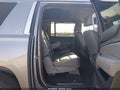2019 Chevrolet Suburban — photo 8 of 16 | VIN 1GNSKHKC7KR204244