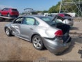 2012 Volkswagen Passat — photo 3 of 16 | VIN 1VWBH7A36CC101949