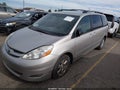 2007 Toyota Sienna — photo 2 of 11 | VIN 5TDZK23C17S072139