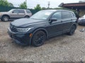 2022 Volkswagen Tiguan — photo 2 of 17 | VIN 3VV8B7AX1NM032009