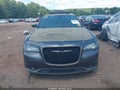 2016 Chrysler 300 — photo 12 of 16 | VIN 2C3CCABT0GH348957