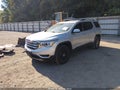 2017 GMC Acadia — photo 2 of 16 | VIN 1GKKNMLS3HZ190628