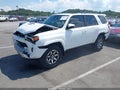 2020 Toyota 4Runner — photo 2 of 18 | VIN JTEBU5JR4L5830460