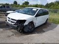 2018 Dodge Grand Caravan — photo 2 of 17 | VIN 2C4RDGEG2JR146675