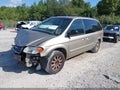 2002 Chrysler Town & Country — photo 2 of 16 | VIN 2C4GP54LX2R679229