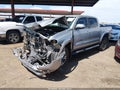 2016 Toyota Tacoma — photo 2 of 17 | VIN 3TMAZ5CN4GM003604