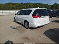 2017 Chrysler Pacifica — photo 3 of 19 | VIN 2C4RC1BG5HR702587